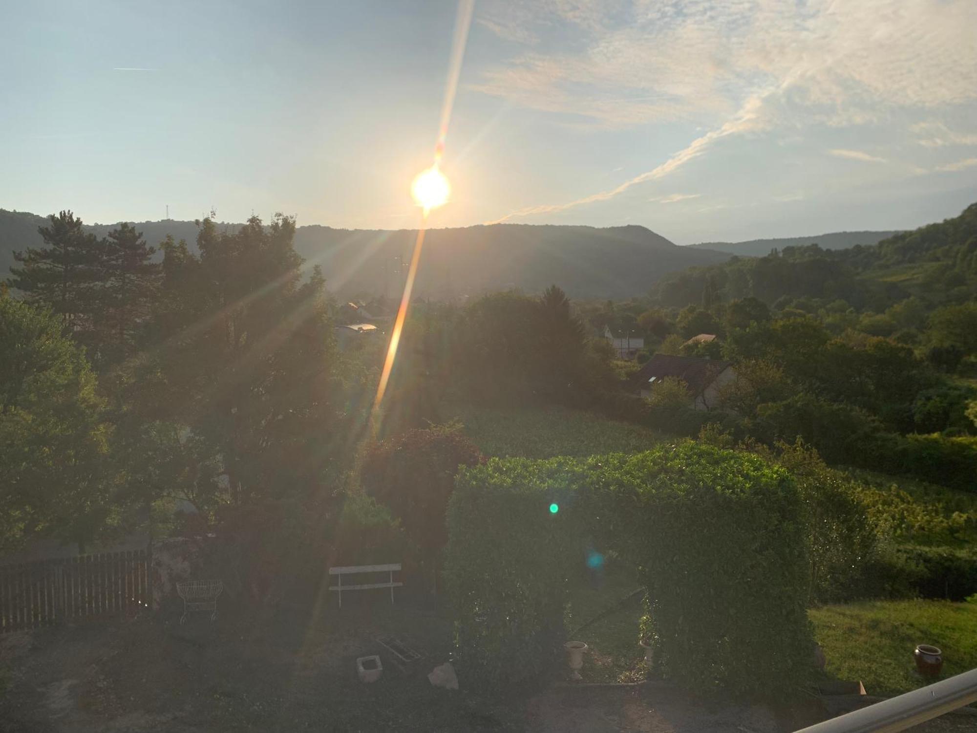 Longue Vue En Arbois Bed & Breakfast Exterior foto