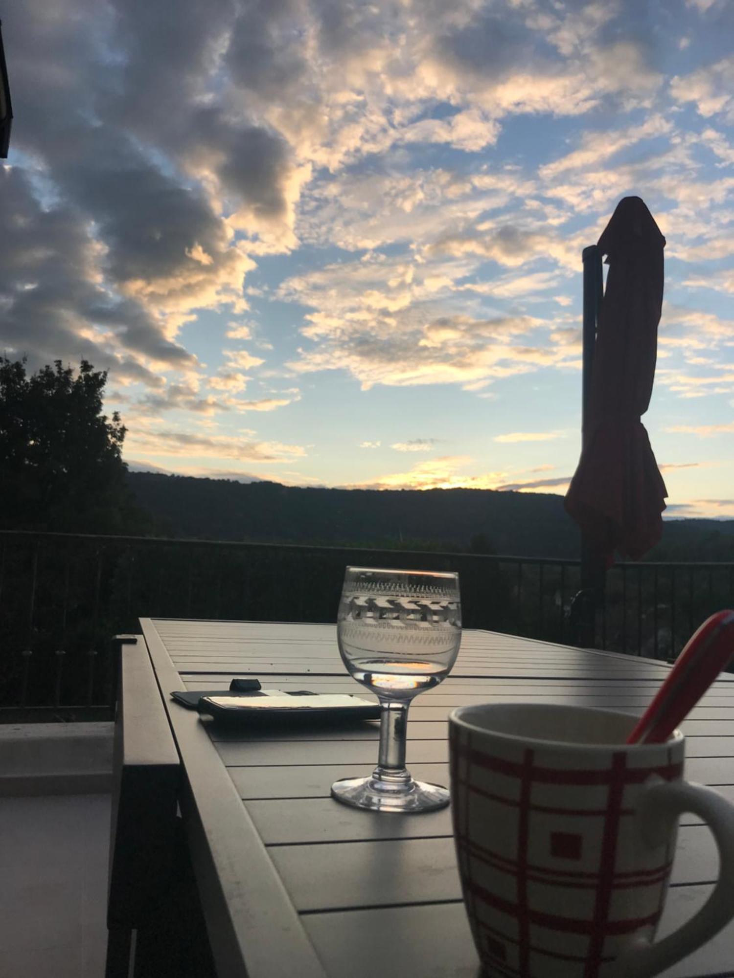 Longue Vue En Arbois Bed & Breakfast Exterior foto