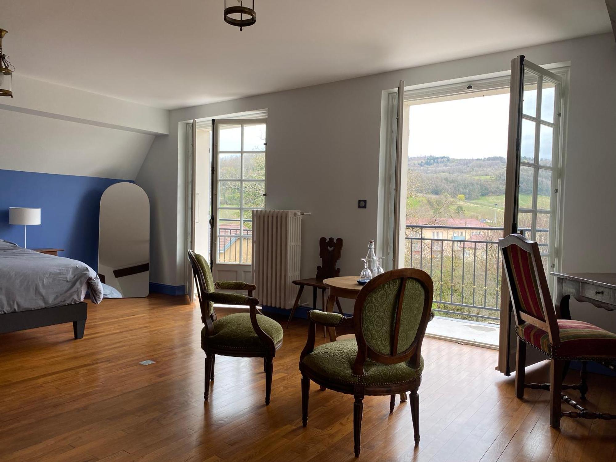 Longue Vue En Arbois Bed & Breakfast Exterior foto