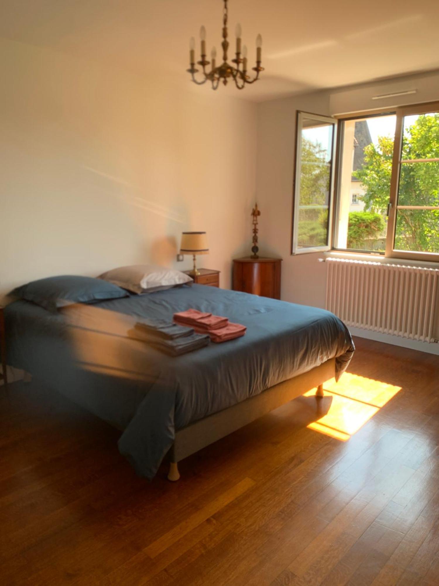 Longue Vue En Arbois Bed & Breakfast Exterior foto